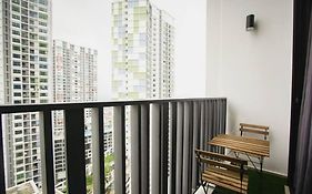 Luxury Penthouse Icity Near Mall & Themepark Free Parking Wifi